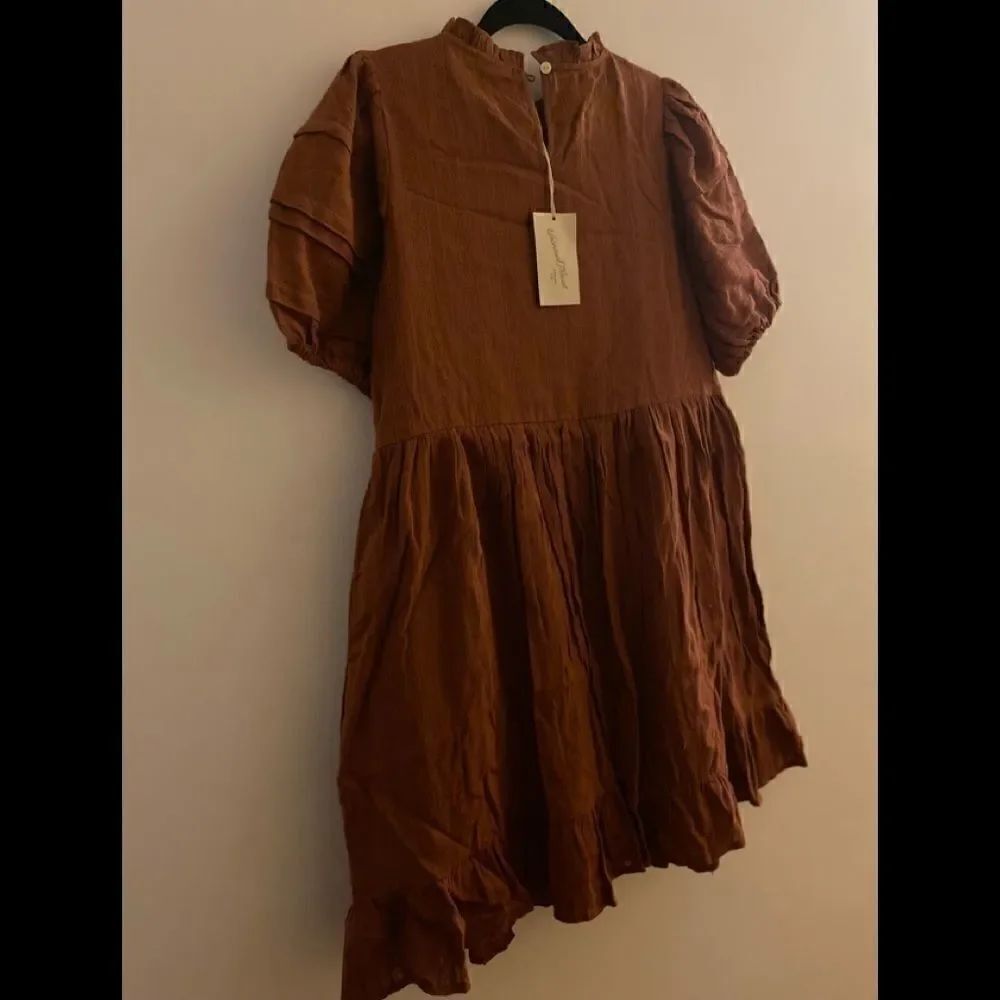 💐Universal Thread Puff Short Sleeve Eyelet Dress - Picture 4 of 11